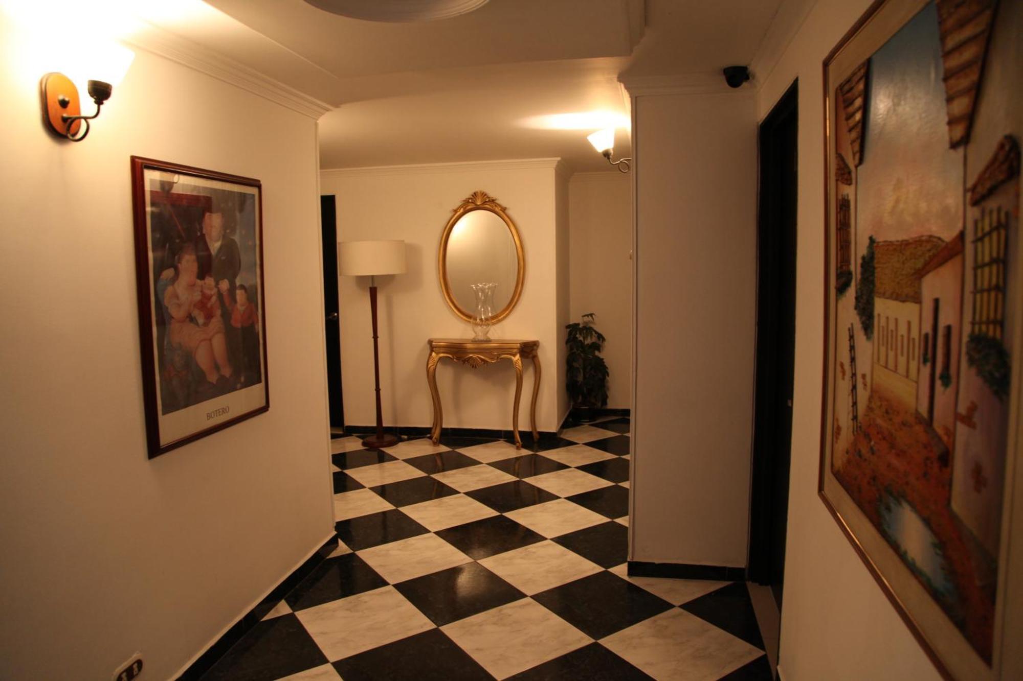 Hotel Bogotá Gran Marquez Esterno foto